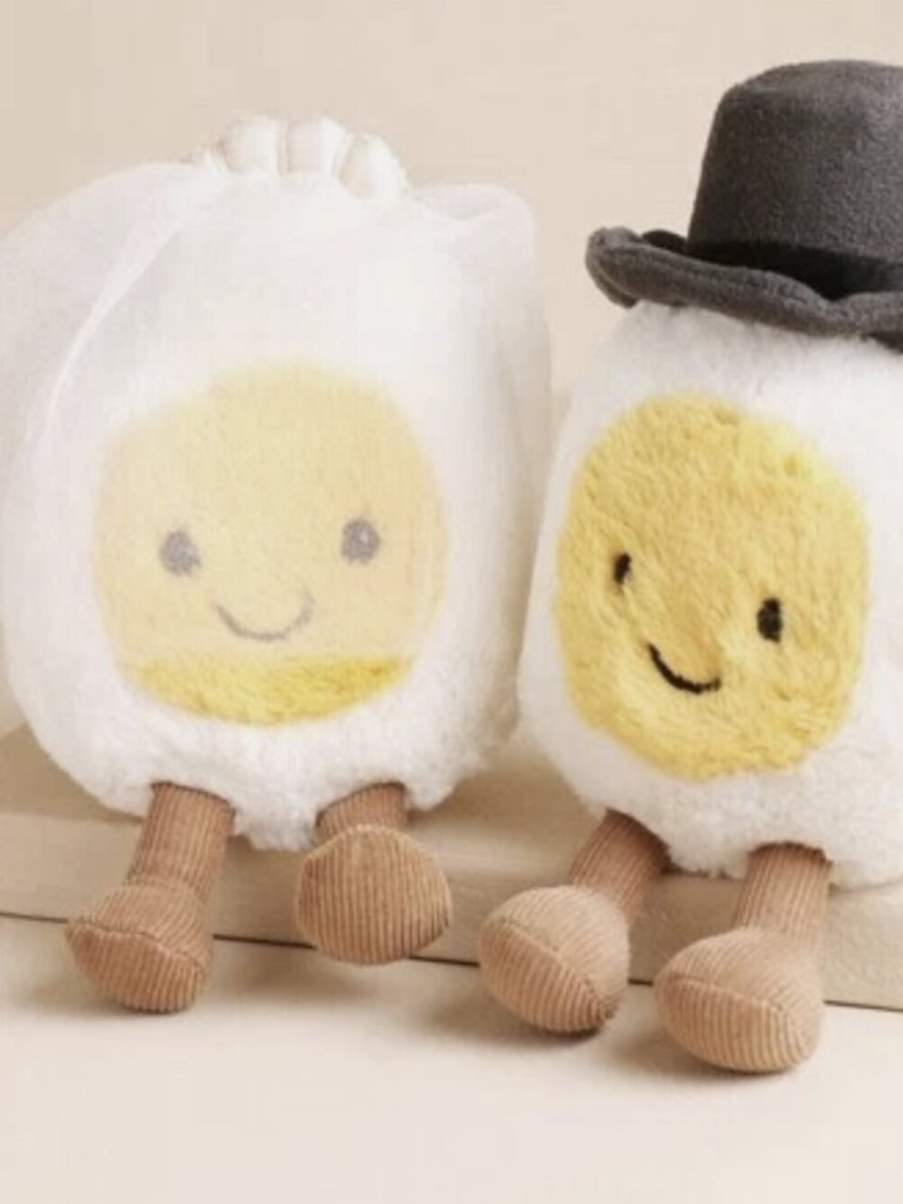 NWT Jellycat Amuseables Boiled Egg Bride & Groom